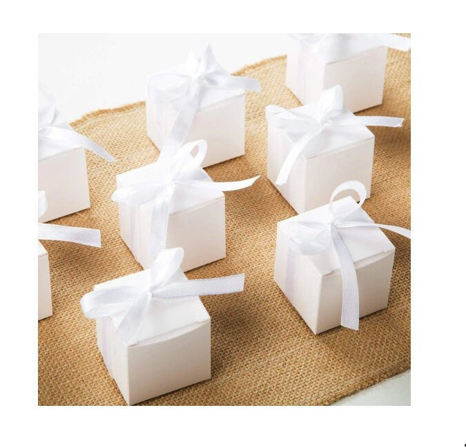 100 Pack of White 5cm Square Cube Card Gift Box - Folding Packaging Small rectangle/square Boxes for Wedding Jewelry Gift Party Favor Model Candy Chocolate Soap Box