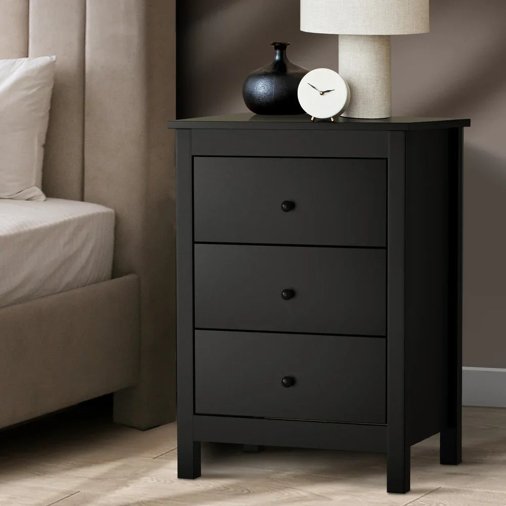 Oikiture Bedside Table Black – Hamptons Style 3‑Drawer Nightstand with Wooden Handles