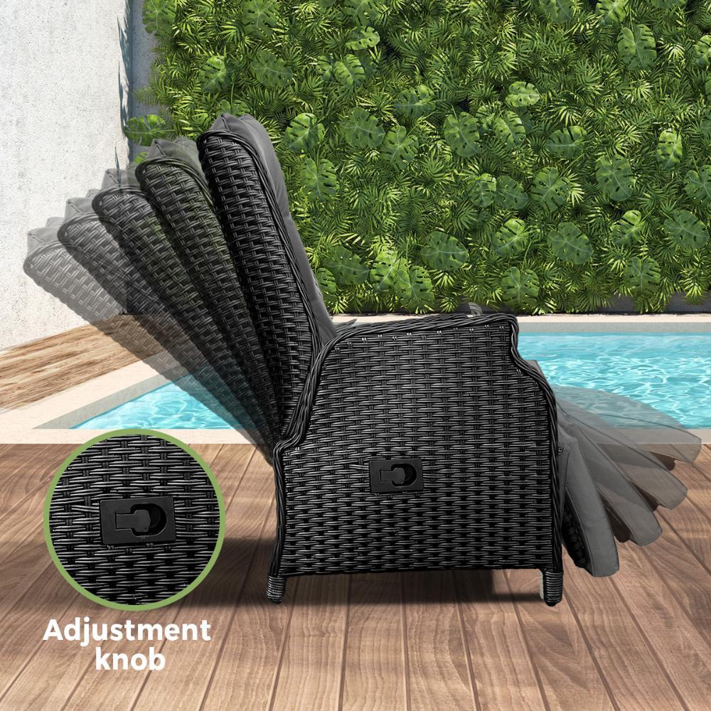 Outdoor Recliner with Adjustable Footrest Black