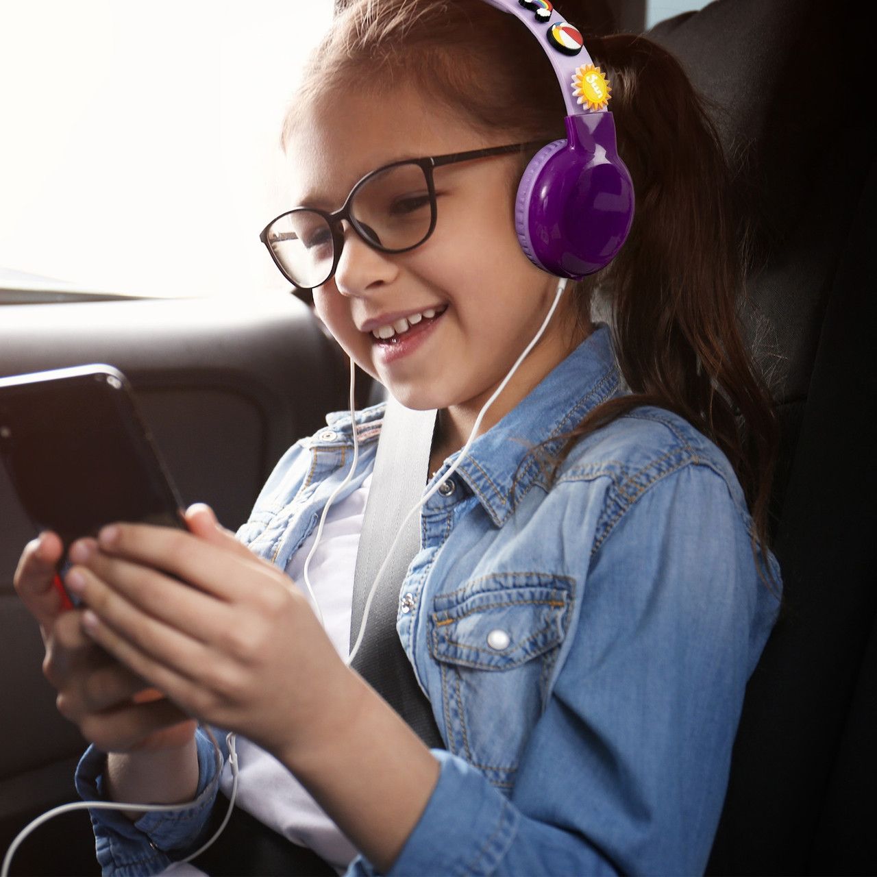 Kids Wired Headphones with Charms Pink