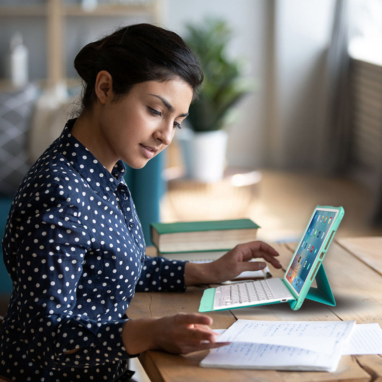 iPad 10.2-inch Wireless Keyboard Case Green
