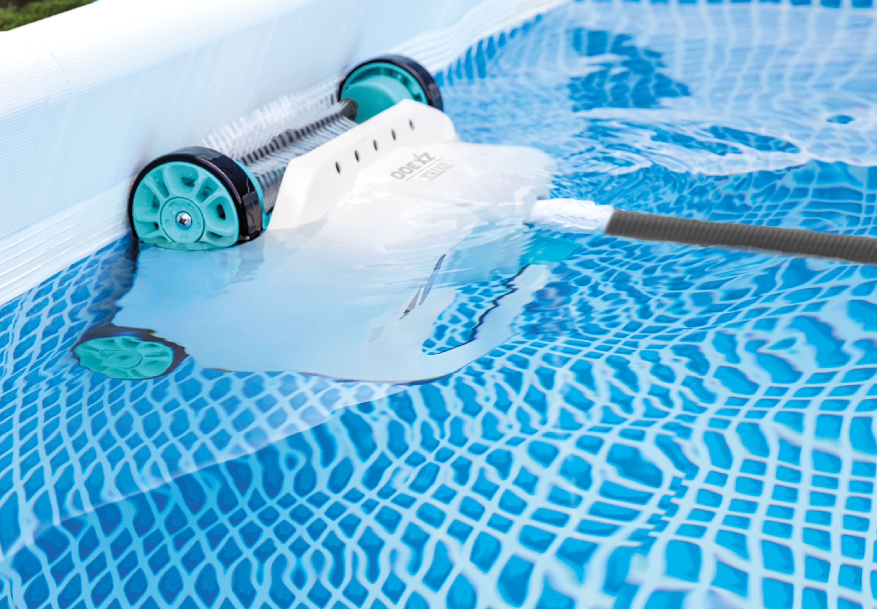 Auto Above Ground Pool Cleaner Deluxe 28005