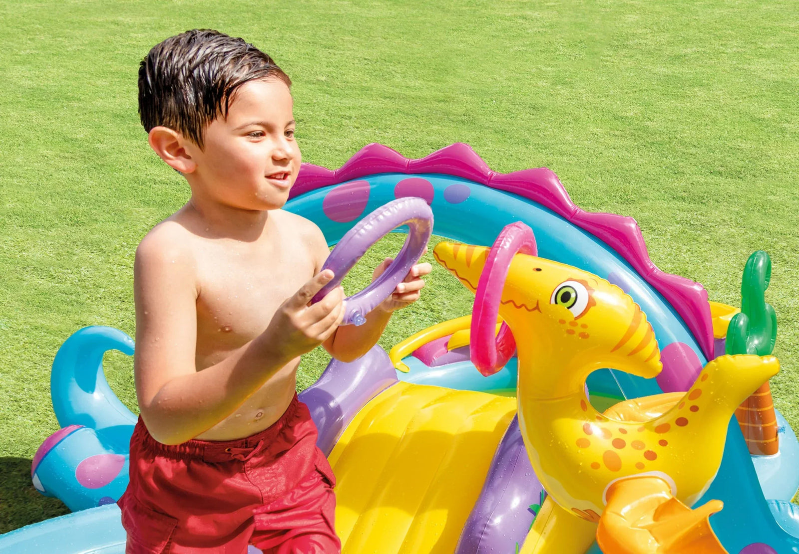 Dinoland  Inflatable Play Centre 57135