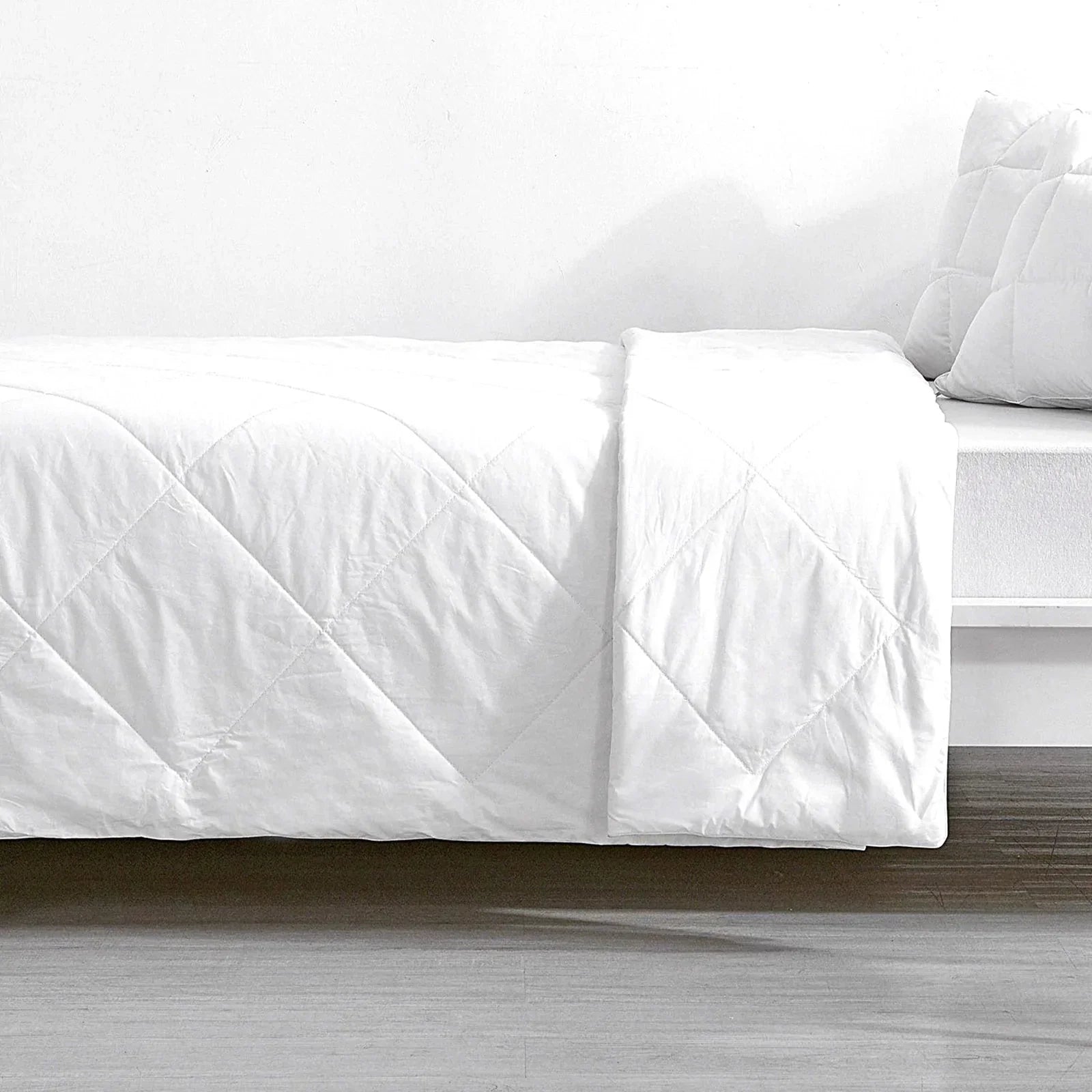 Premium Light Weight All Cotton Quilt by  King