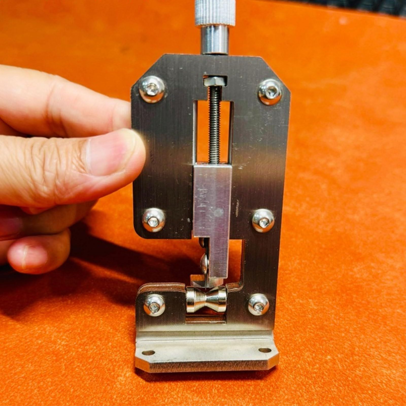 Wire Stripper Manual Cable Preparation Tool with Aluminum Alloy Body, Visible Stripping Channel, and Compact Handheld Control for Repair Work Manual Wire Stripper Cable Adjustable Stripping Tool(Silver)