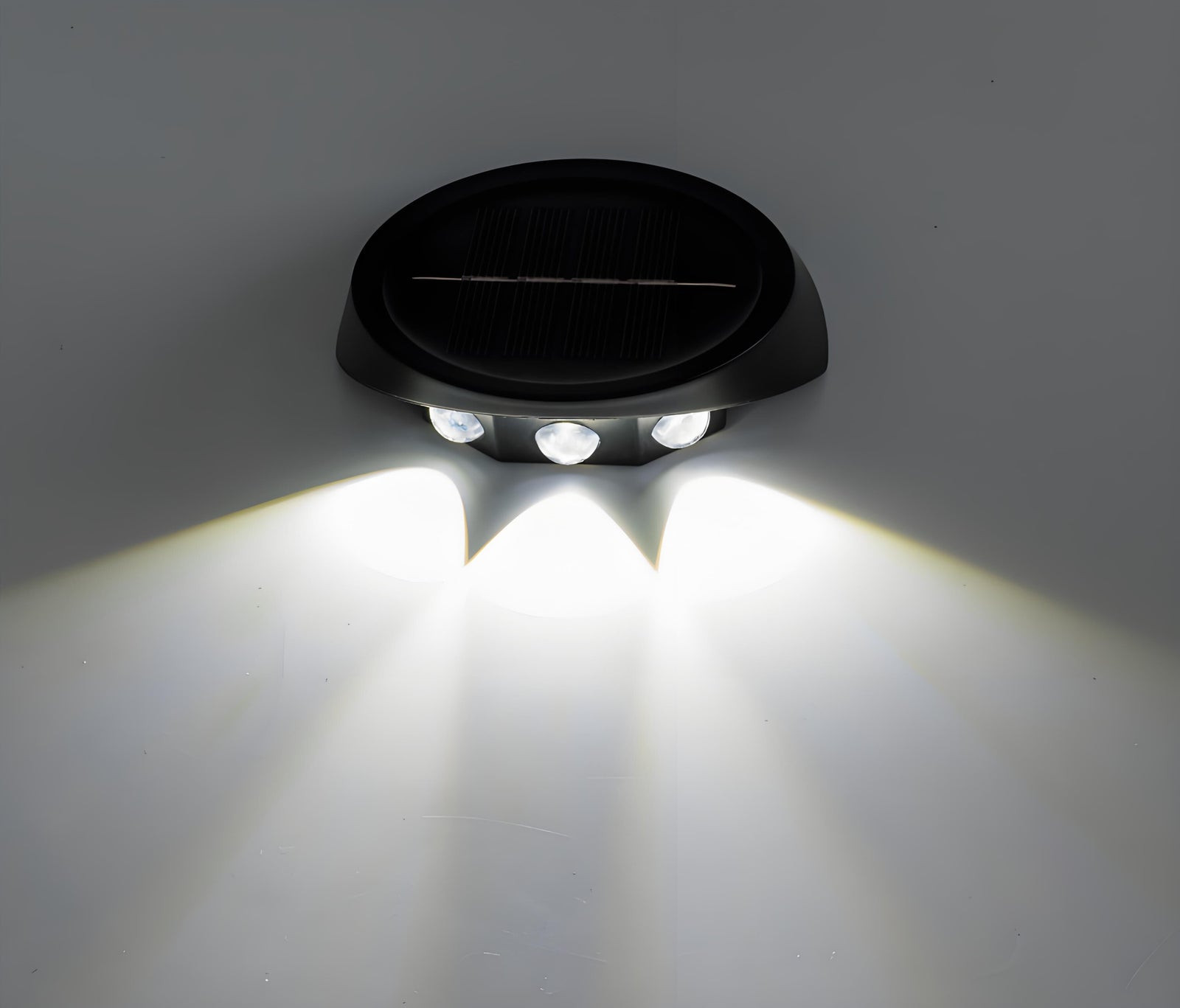 Solar Outdoor Wall Lights (4-Pack): IP44 Waterproof LED Sconces for Garden, Patio & Pathway Lighting（white light）