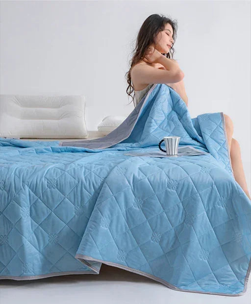 Christmas gifts for loved ones Aussie Summer Cooling Quilt – 4 Sizes, Breathable, Lightweight & Skin-Friendly for Refreshing Sleep All Season(apple green,100cm*150cm)