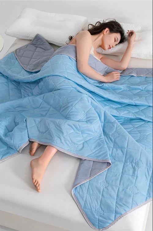 Christmas gifts for loved ones Aussie Summer Cooling Quilt – 4 Sizes, Breathable, Lightweight & Skin-Friendly for Refreshing Sleep All Season(pink,180cm*200cm)