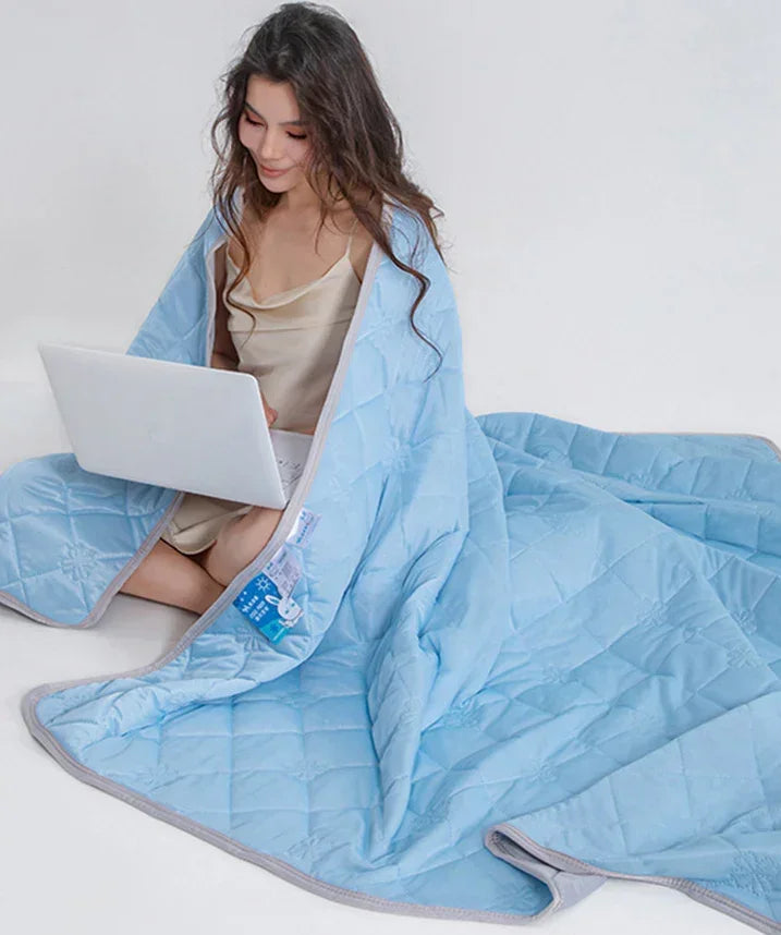 Christmas gifts for loved ones Aussie Summer Cooling Quilt – 4 Sizes, Breathable, Lightweight & Skin-Friendly for Refreshing Sleep All Season(light green,180cm*200cm)