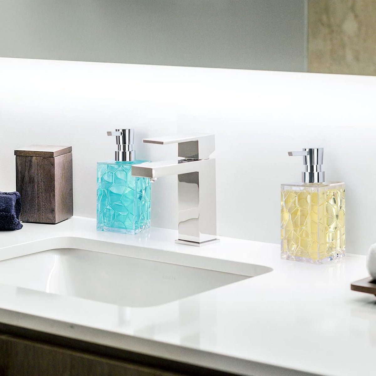 2 Pack Clear Acrylic Soap Dispensers, Rust-Resistant Pump Bottles for Hand Soap, Lotion, Shampoo and Dish Soap, Clear