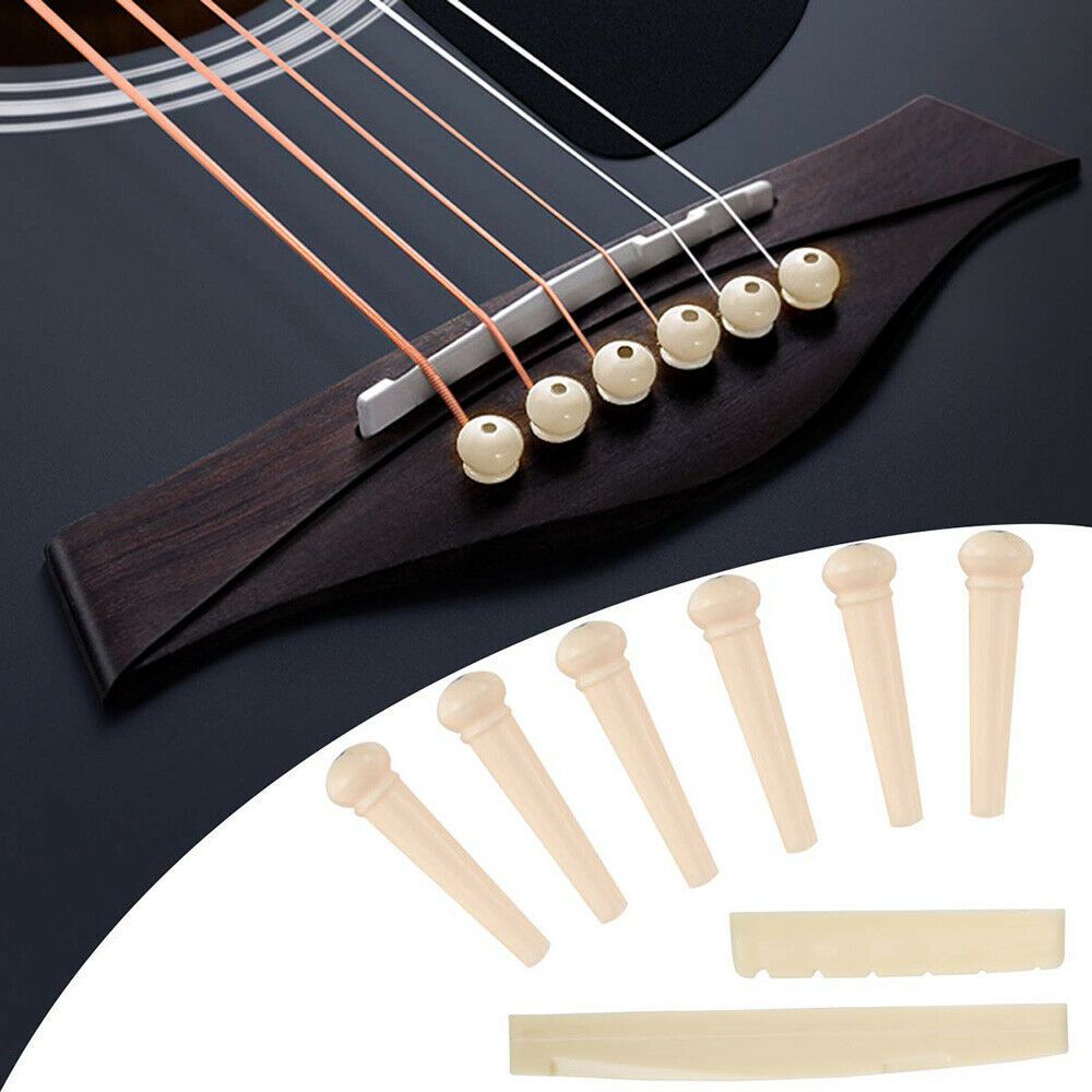 45 Guitar Maintenance Kit (with Portable Bag) A set of large care tools suitable for acoustic guitars, electric guitars, and ukuleles