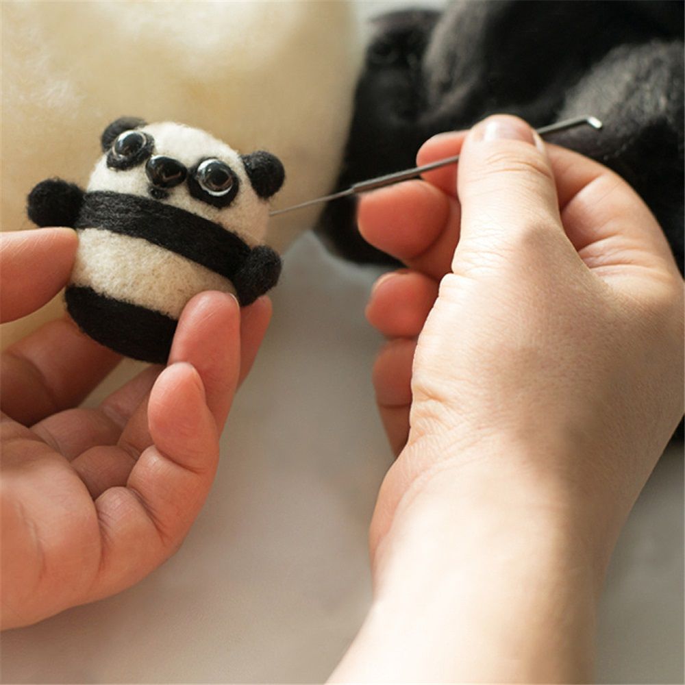 Felting Kit Felting Pad & Tools with Needles, Finger Guards, Wooden Handle Scissor, Bag for Beginner & Professional DIY