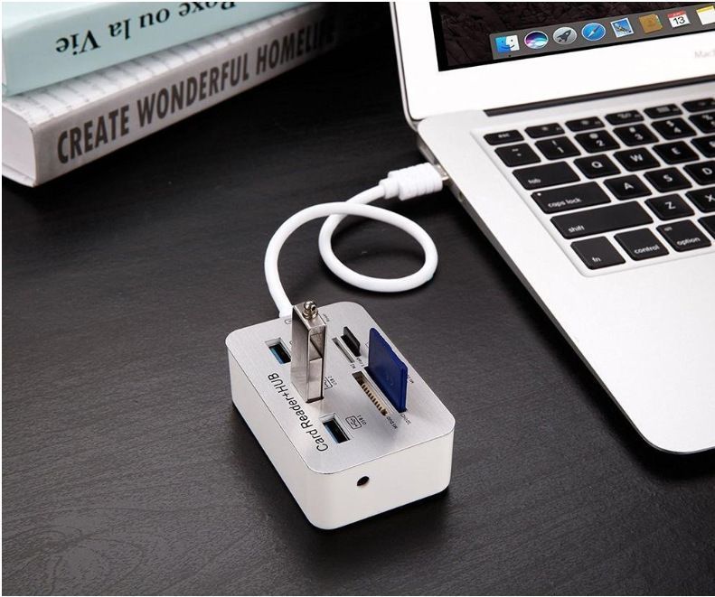 USB 3.0 Hub Multifunctional Card Reader