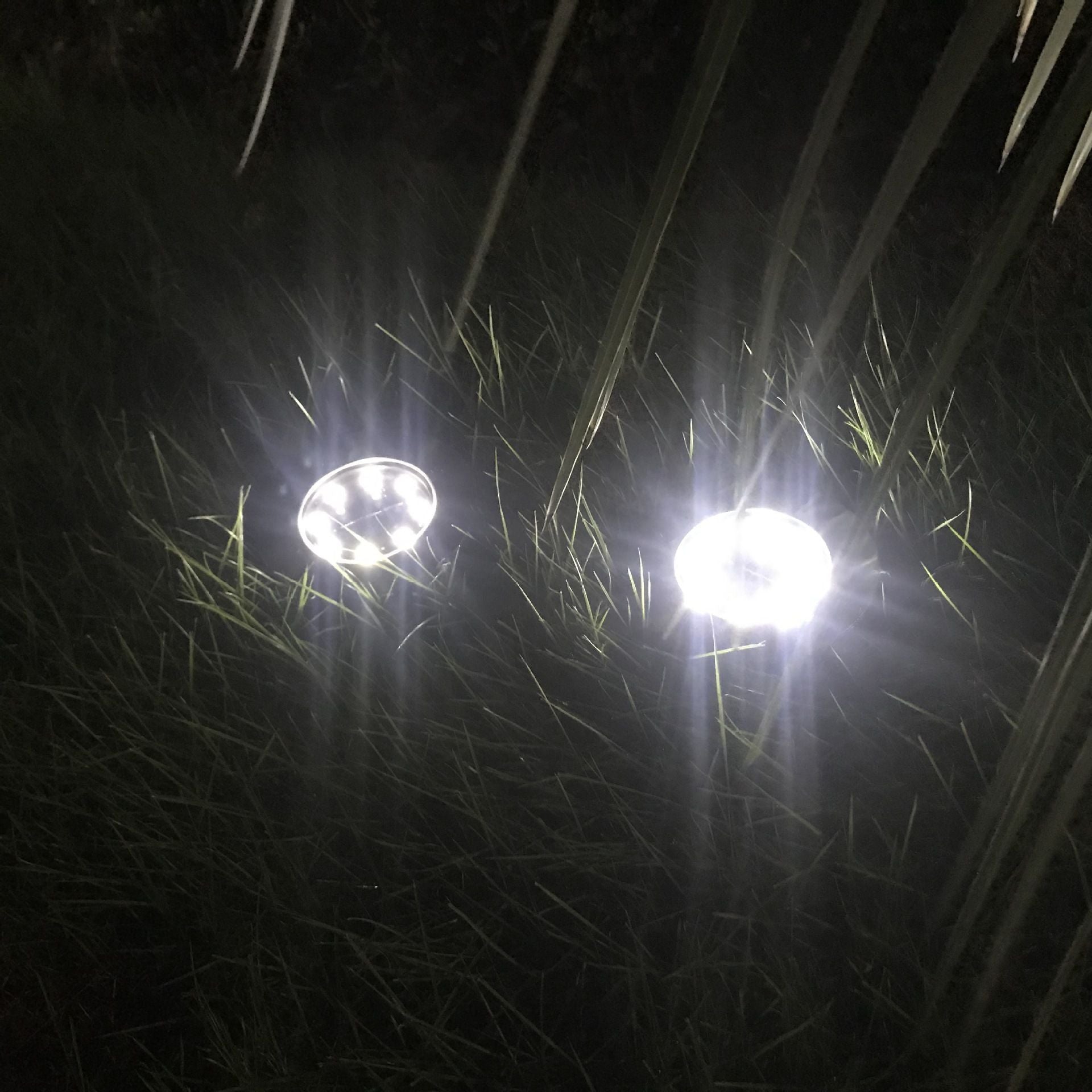 Solar 8LED Cast‑Aluminum In‑Ground Light White Light Outdoor Buried Lamp Garden Villa Courtyard Lawn Decor Light Halloween Christmas Landscape Lighting