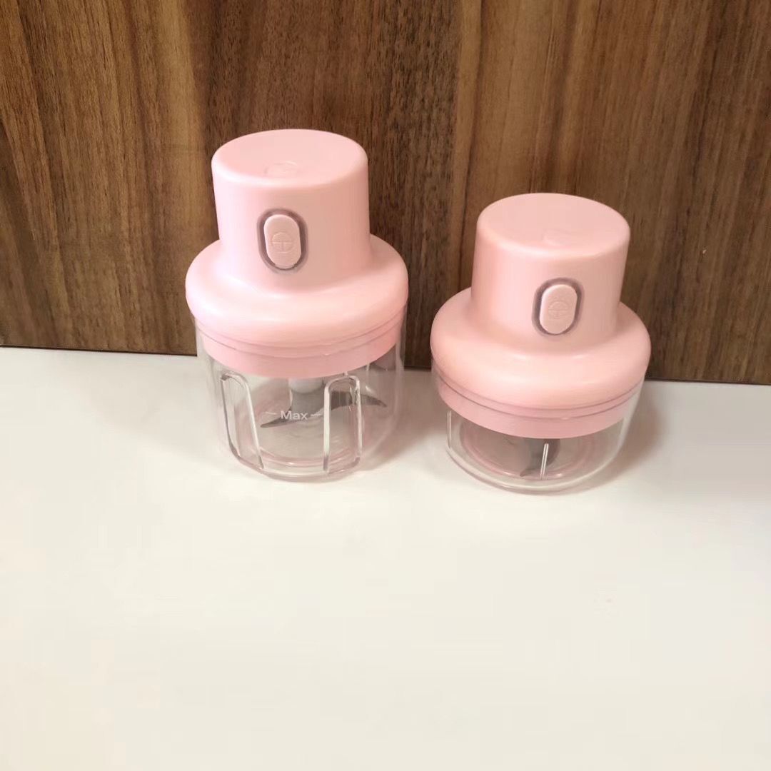 Pink 100ML Small Garlic Mincer One-Touch Mini Food Chopper for Ginger Chilli Meal Prep Compact Kitchen Tool