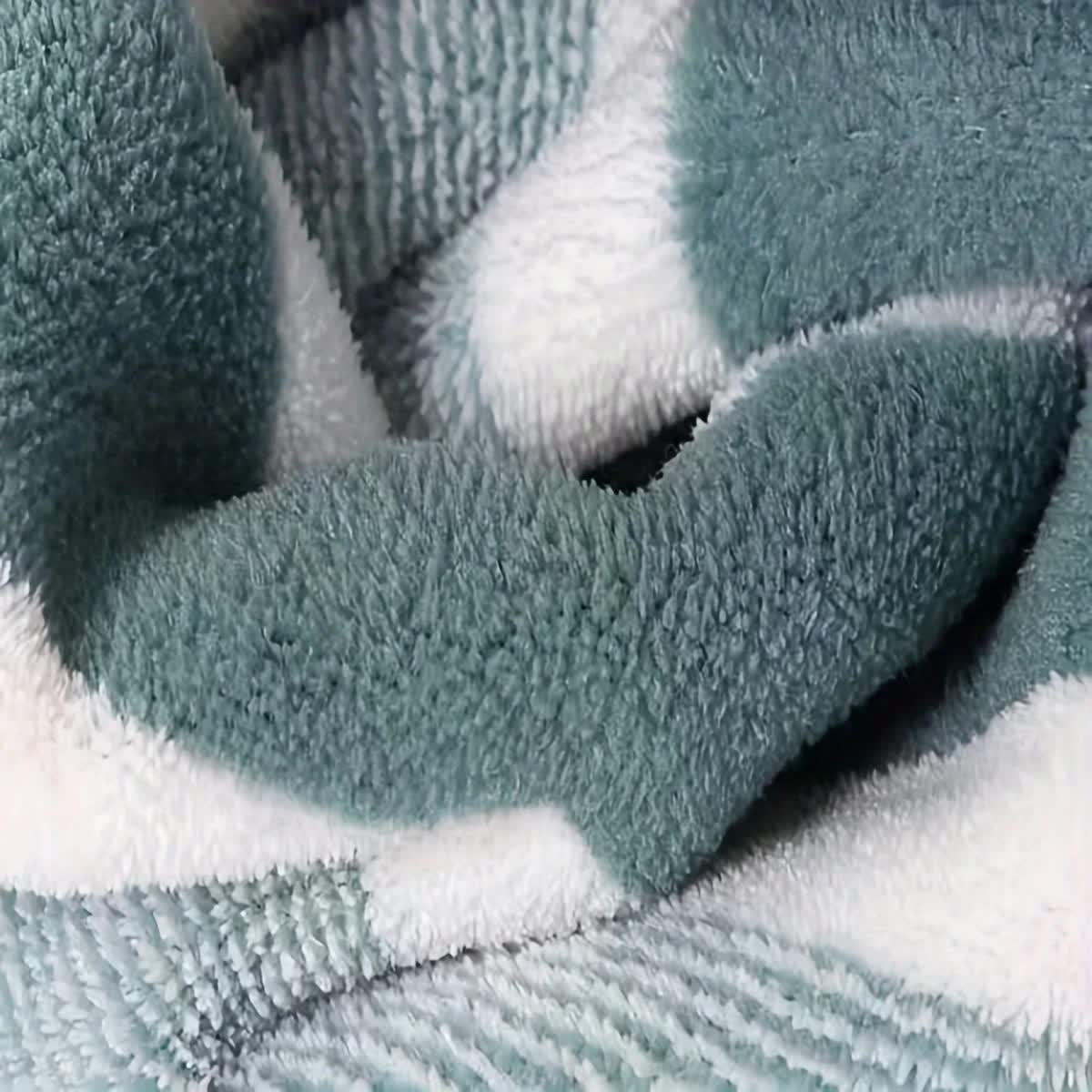 GREEN 12PCS Thick Absorbent Lint-Free Coral Fleece Kitchen Cleaning Cloth, Easily Removes Grease, Hangable for Drying
