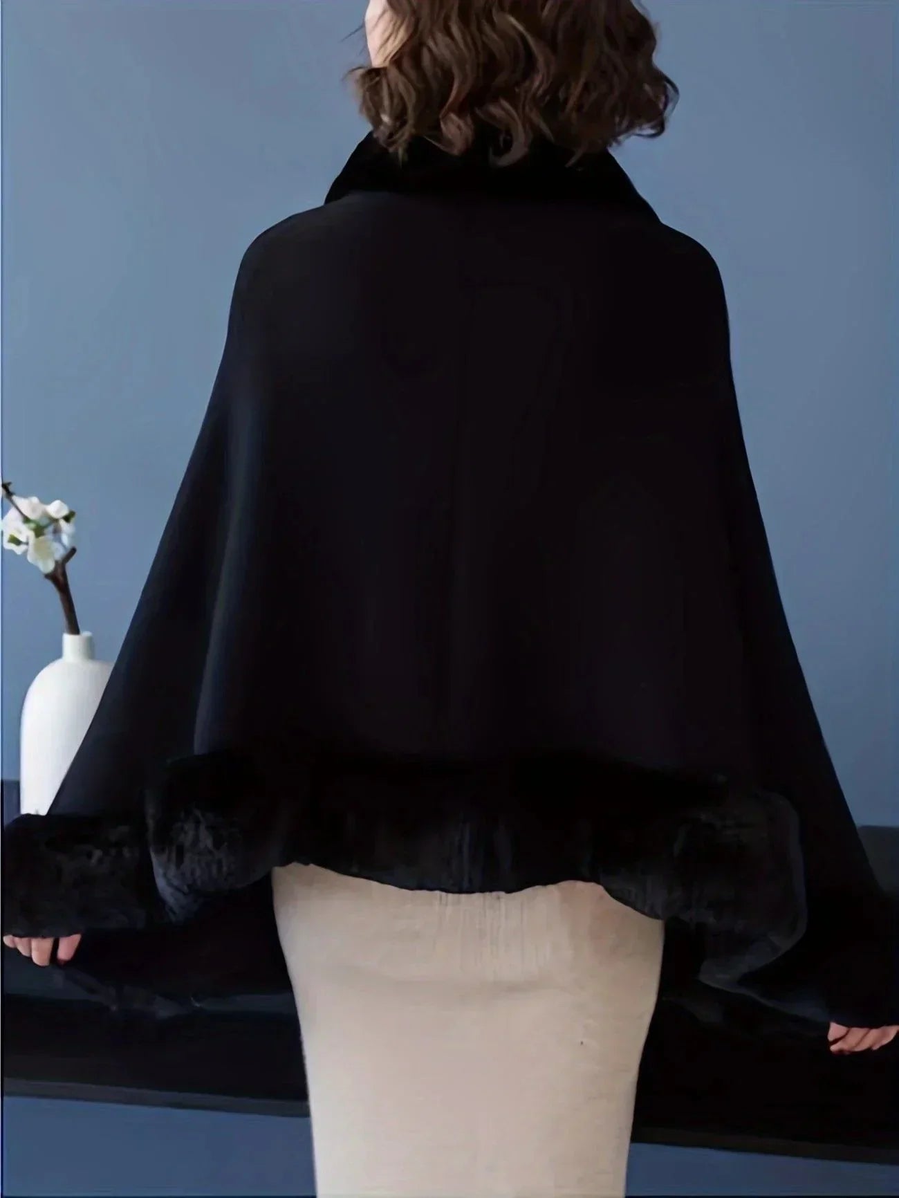Imitation Mink Collar Knit Shawl: Autumn/Winter Retro Cape, Elegant, Versatile, and Flattering(BLACK)