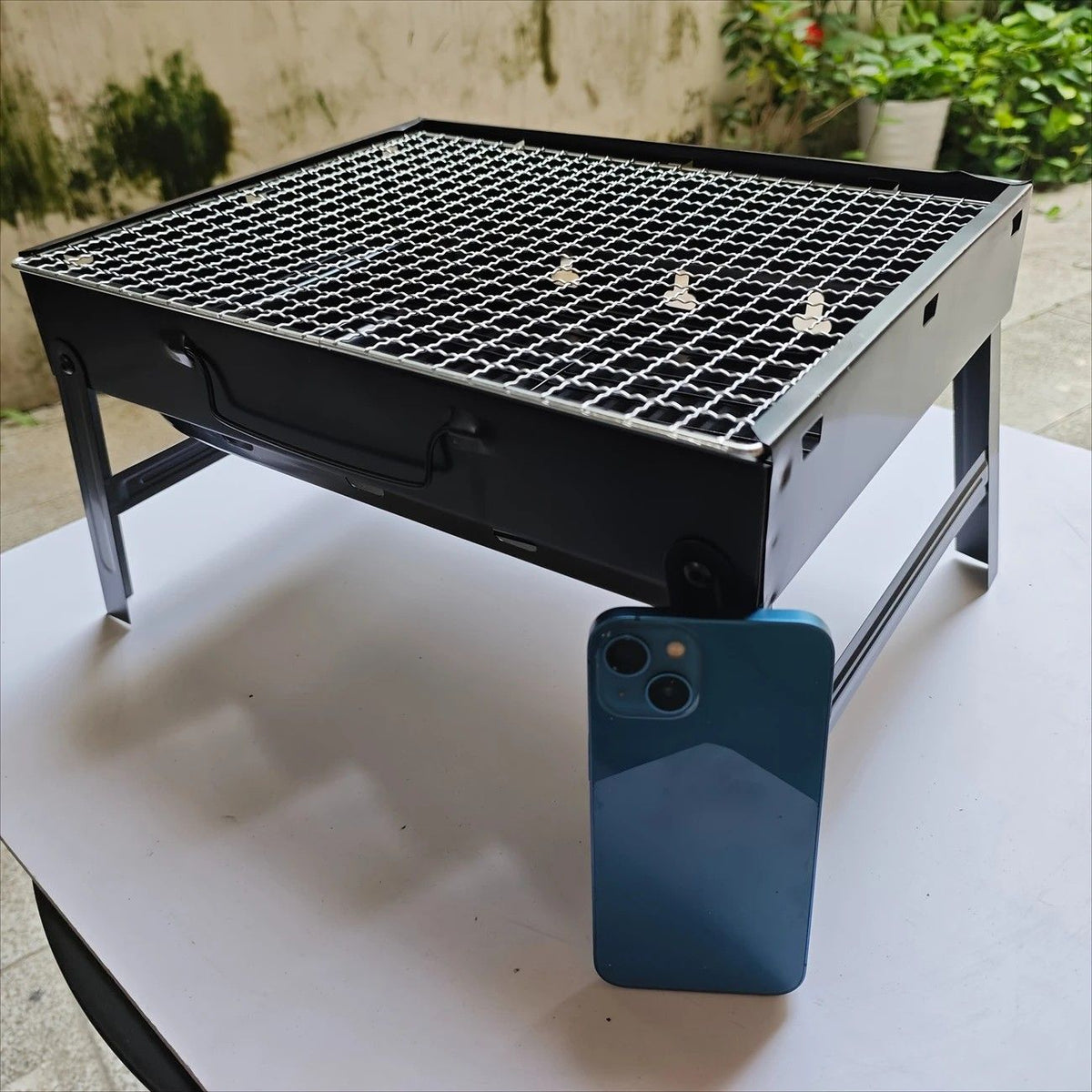 Weekend Essential Portable Foldable BBQ Grill Home & Camping Heavy Duty Steel No Assembly Required(Grand Kurogane.）