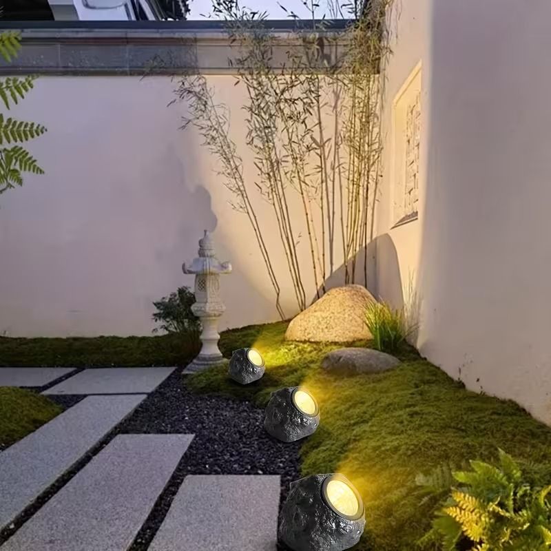 Solar Rock Spotlight Outdoor Waterproof Sensor LED Garden Landscape Tree Floodlight Lawn Decorative Light.*Black and white light