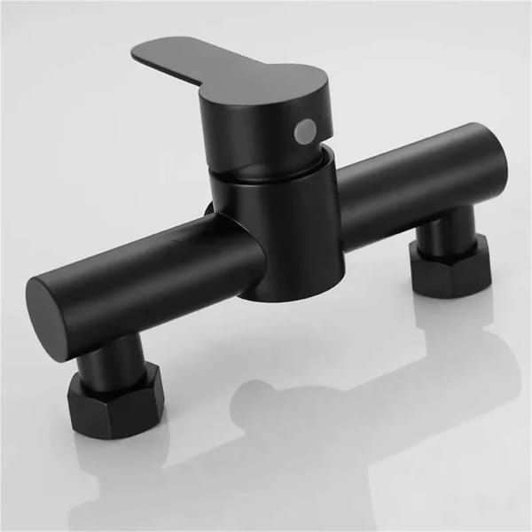 Wall Mounted Shower Mixer Tap, Single Lever Control Bathroom Shower System, Durable Metal Finish, Easy to Use, Black