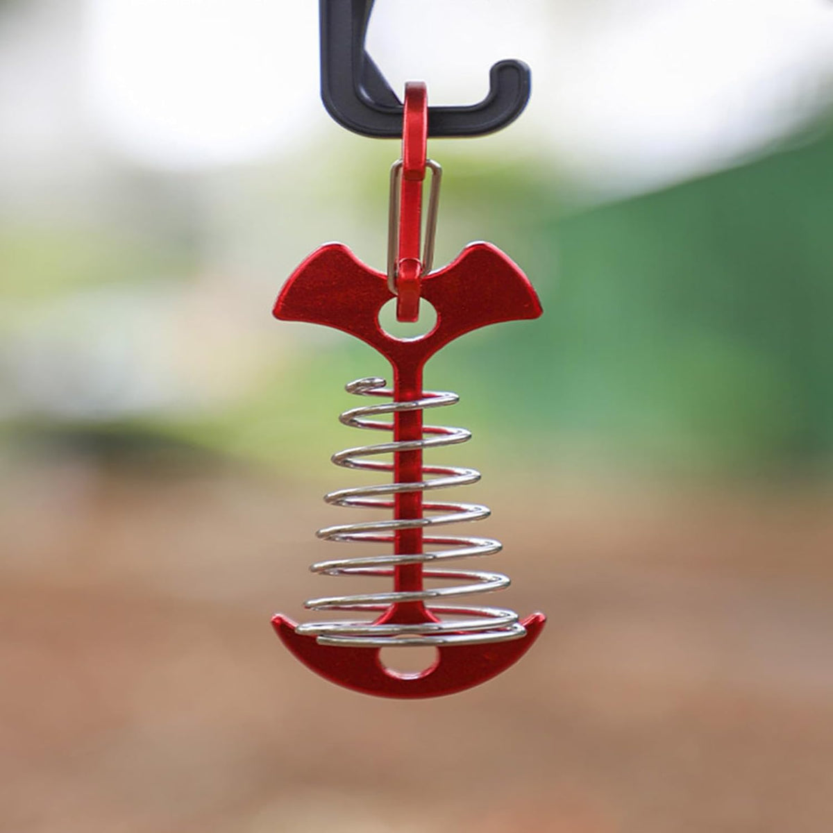 10 Pcs Fishbone Tent Stakes with Carabiners ， Aluminum Alloy & Stainless Steel Windproof Anchors with Carabiners， Deck Spring Tensioner for Camping Canopy, Hiking Gear，Essential for Mountain Climbing