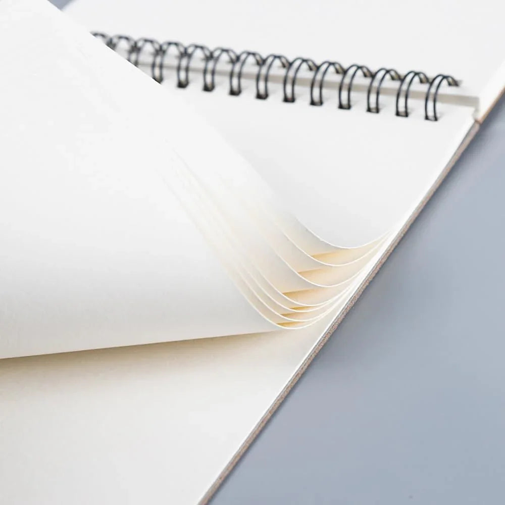 A4 sketchbook hardcover A4 spiral-bound sketchbook suitable for kids and adults 160 g/m² paper 60 pages (A4-1 pack)