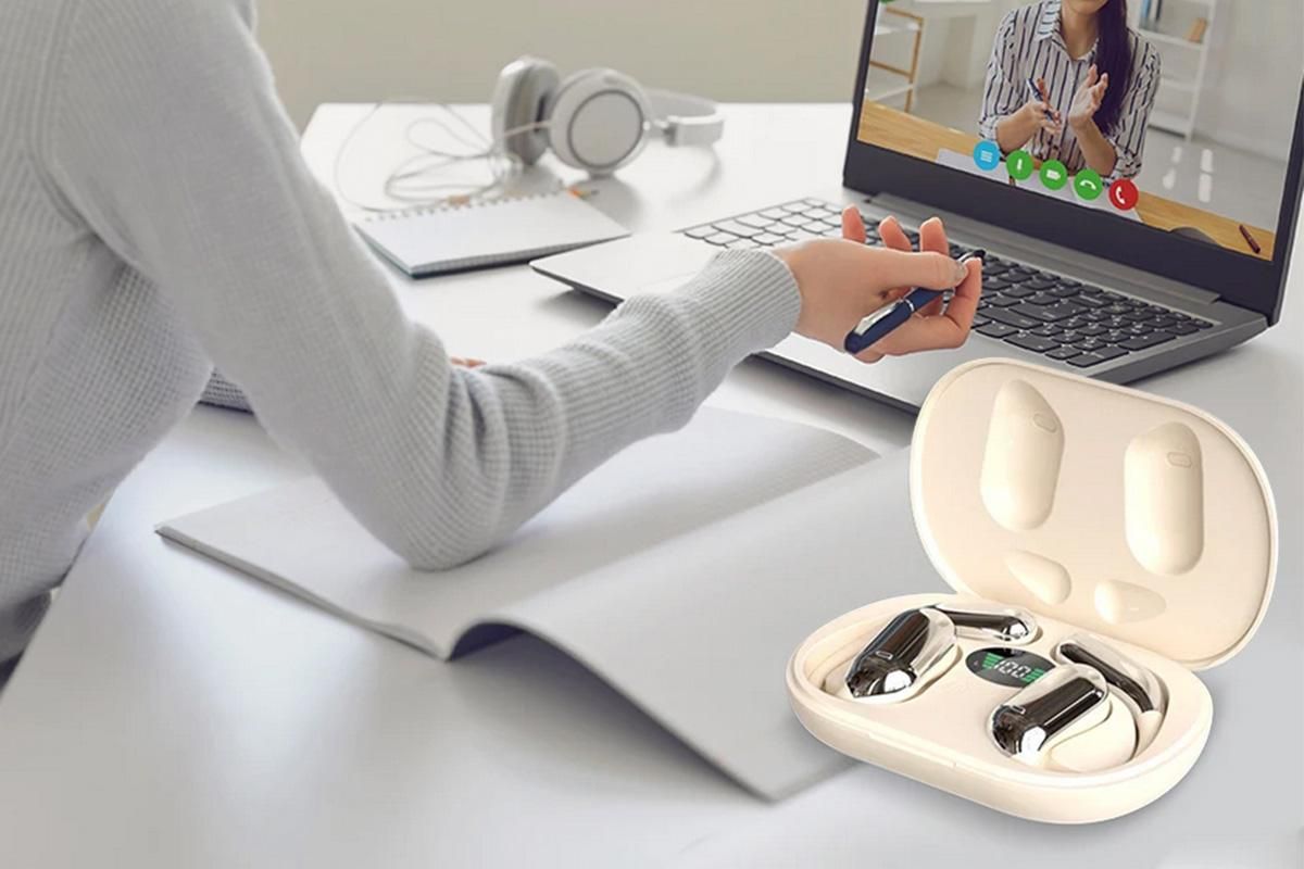 Real-Time AI Translation Earbuds Wireless Headphones for Travel Meetings Learning - Skin Tone