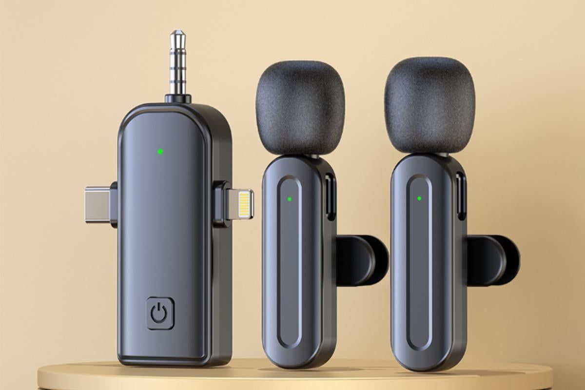 2.4G Wireless Lavalier Microphones for iPhone Android USB-C Lightning Plug Play