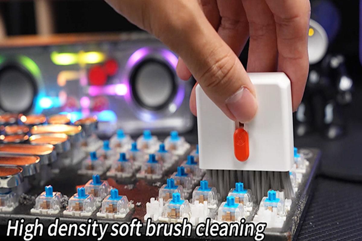 32-in-1 Multi-Functional Cleaning Kit for Electronics inlcuding Headphones Keyboard Cleaning Kit Earbud Cleaner Pen