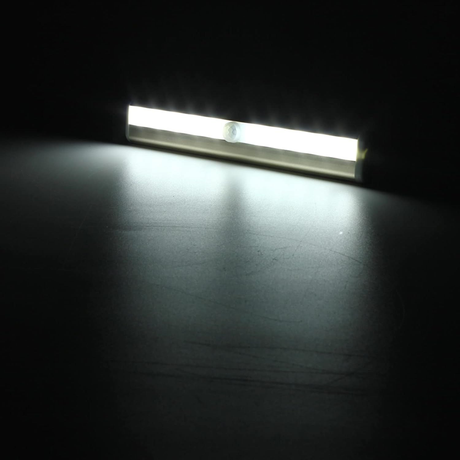 Under Cabinet Lights, 10-led Wireless Motion Sensing Stick-on Anywhere Step LED Light Bar with Magnetic Strip, Pure White