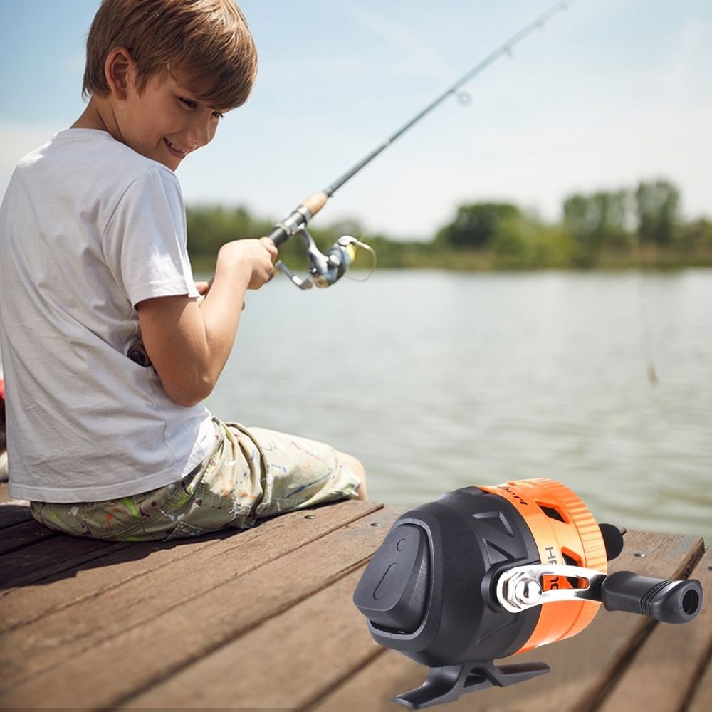 Retrieve 6.6-8.8lbs Smooth Drag Spincast Reel High Speed 3.4:1 Gear Ratio Right Hand Pre-Spooled Fishing Reel