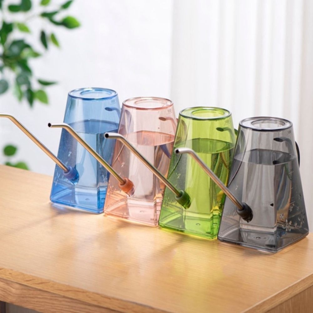 Watering Can for Indoor Plants Home Gardening Transparent PP Plastic Long Mouth Watering Pot Watering Water Bottle Pattern Retro Watering Pot for Outdoor Watering Plants