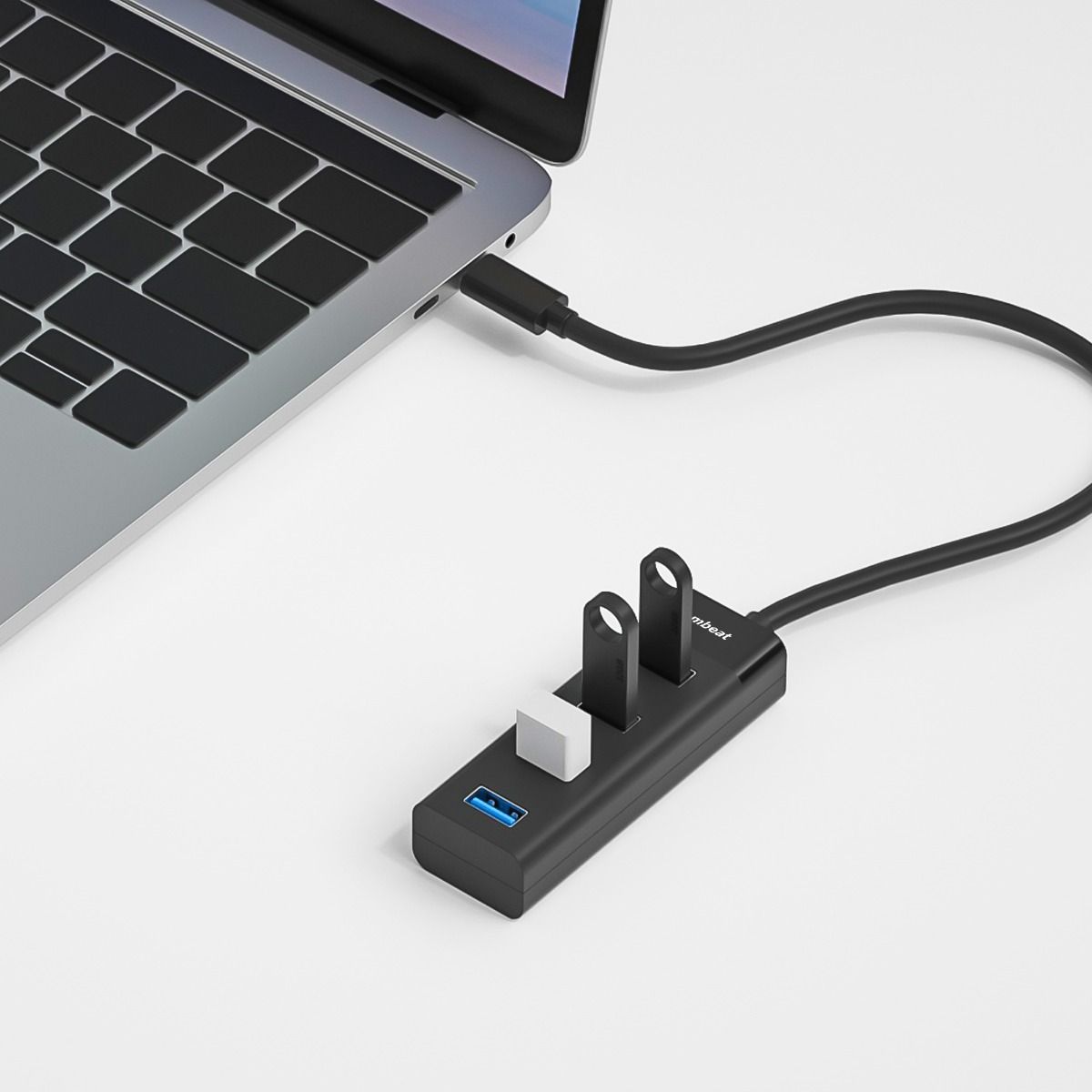 4-Port USB-C Hub with USB-C DC Port
