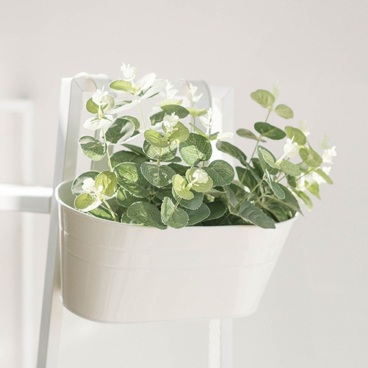 3 Pack Metal Iron Hanging Flower Pots with Detachable Hooks (White) NE-PSD-102-JJ