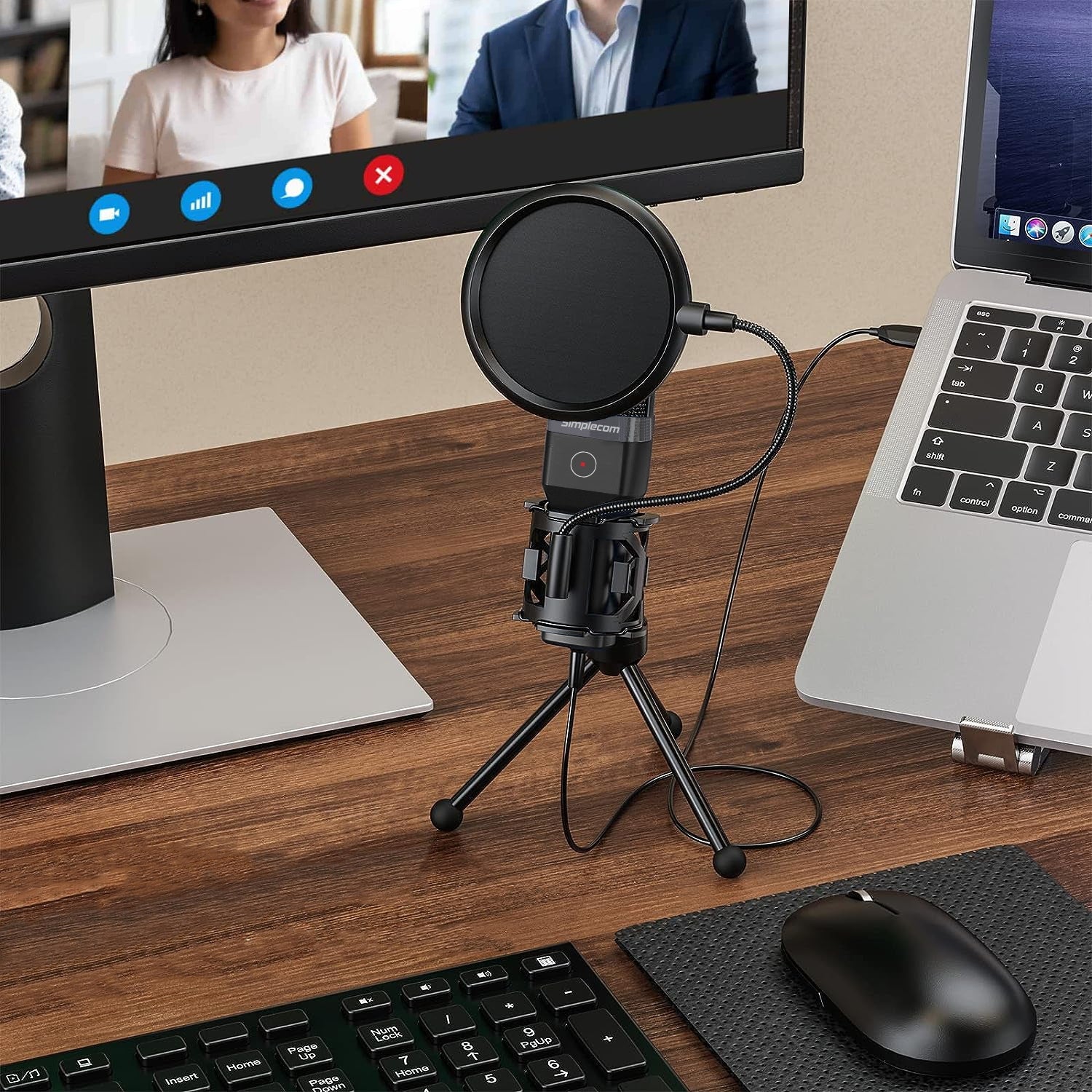 UM650 USB Cardioid Condenser Microphone Gaming RGB Lights with Tripod & Pop Filter