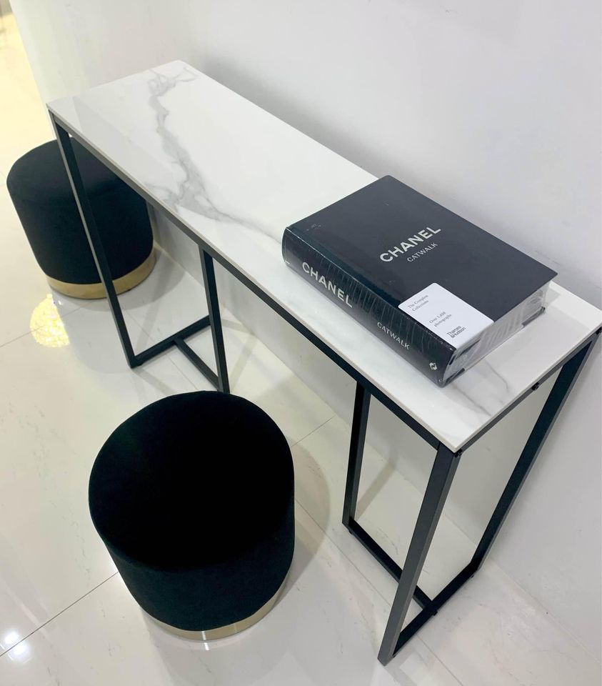 - Stone Marble Console - Marble & Black