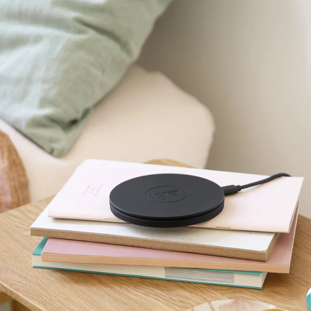 Wicharge 3 Wireless Qi Charger 15W - Black