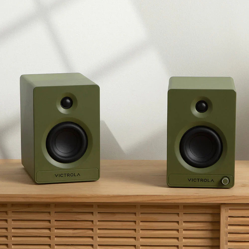 Automatic Turntable +  Tempo Bookshelf Speakers Bundle - Green