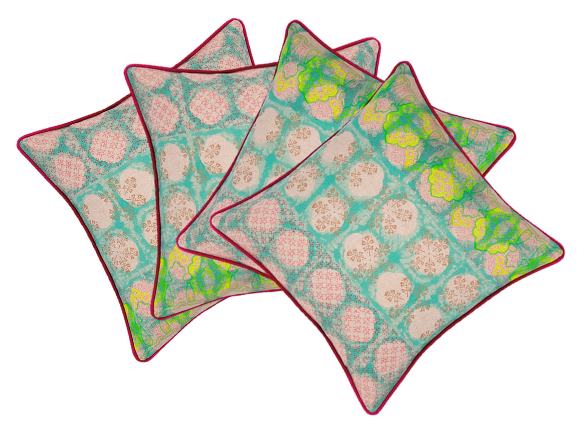 Pack of 4 Avia Fuchsia Cushion Covers, 45x45cm Cotton, Modern Retro Print Design