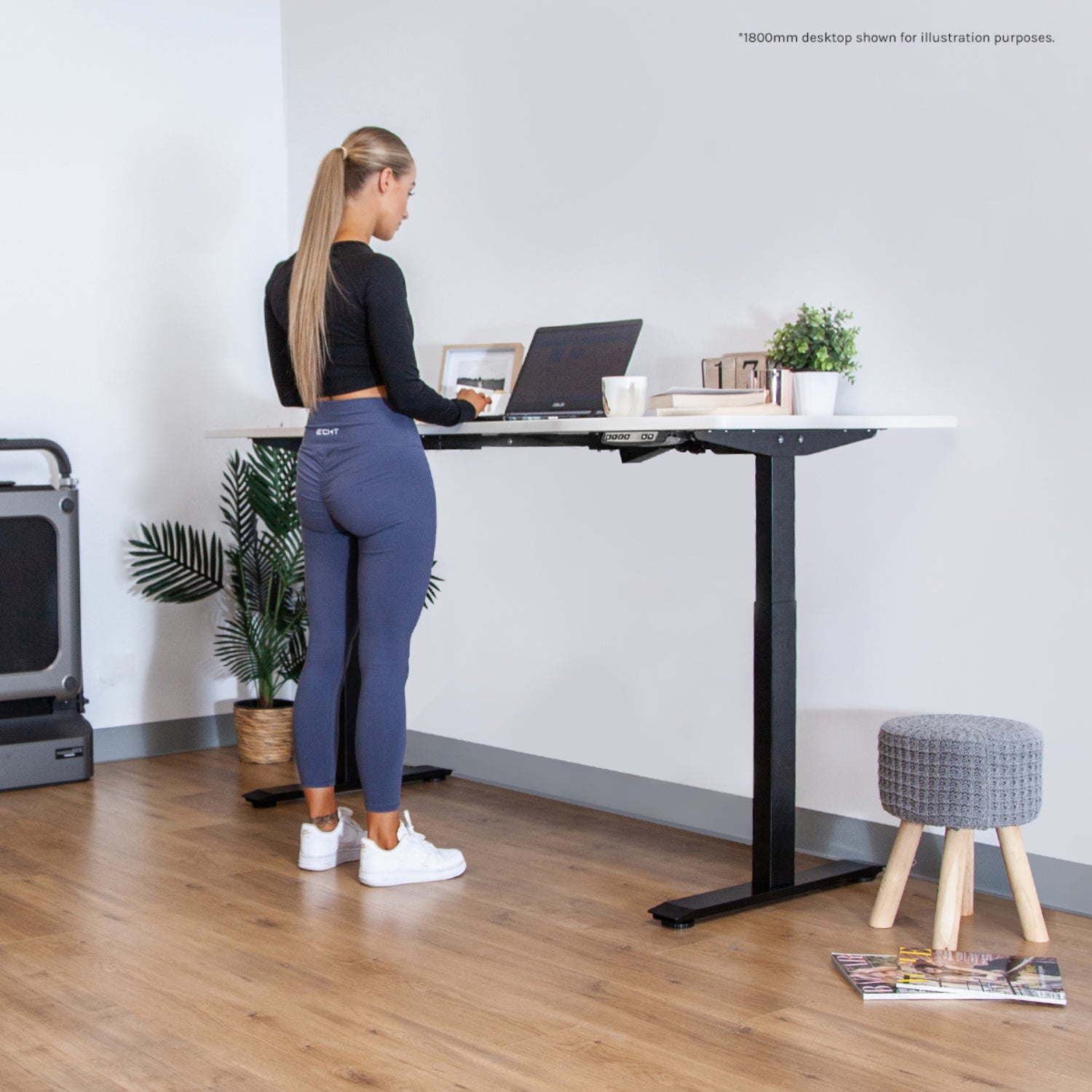 ErgoDesk AUTO Series Automatic Standing Desk 150cm in White & Black