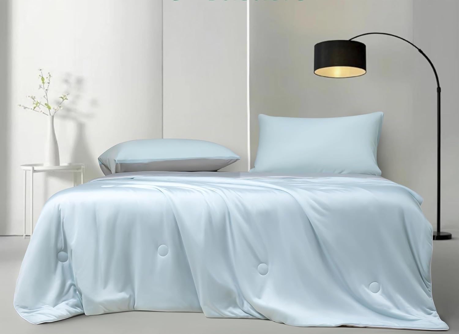 Ice Cooling Reversible Summer Comforter Blanket (Blue and Grey, Queen/King)
