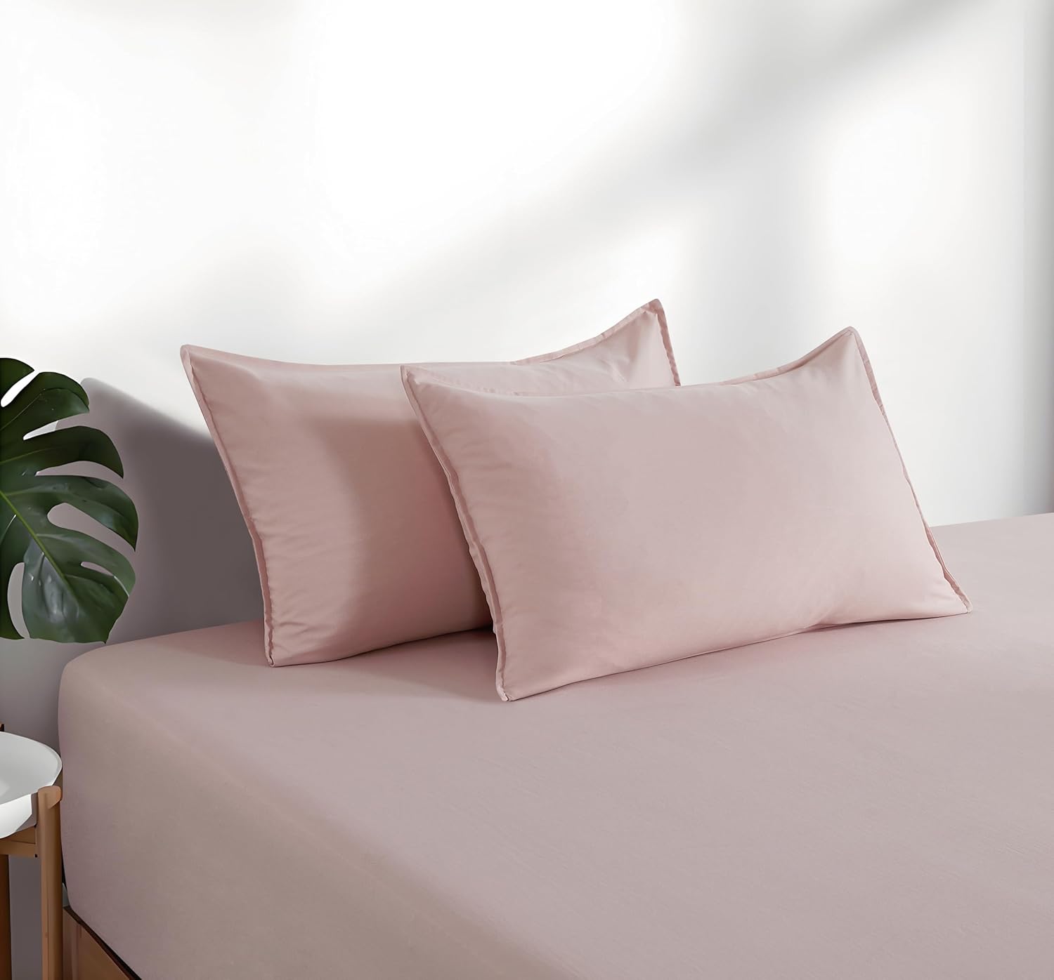 100% Vintage Washed Microfibre Fitted Sheet Set – Ultra Soft & Lightweight All-Season Fitted Sheet with 2 Pillowcases (Pink, King Size)