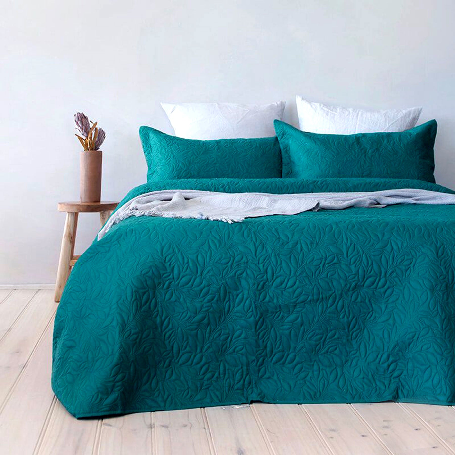 Botanica Embossed Teal Coverlet Set Queen/King