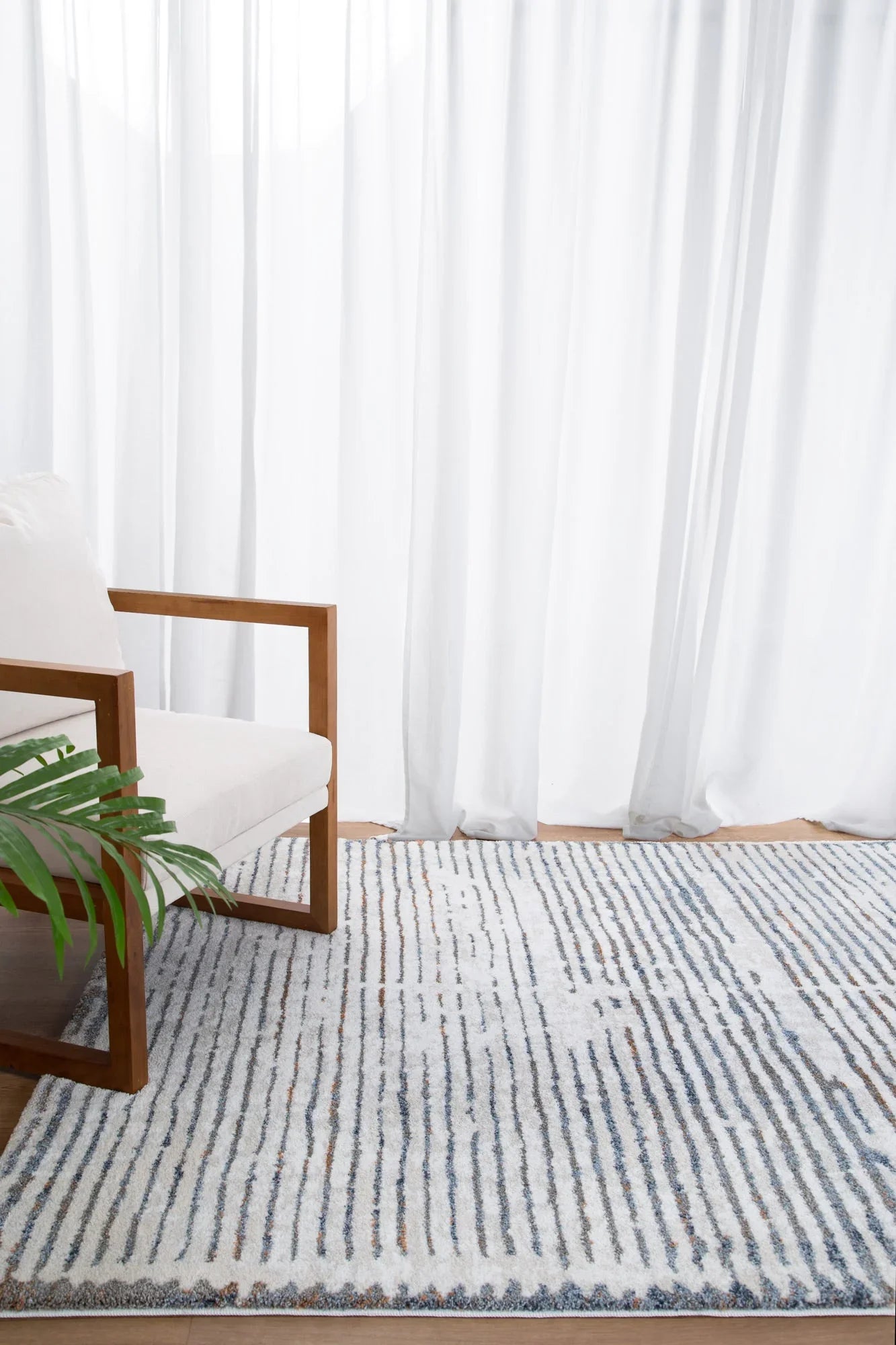 Indulgence Polyester Rug – 2cm Thick Plush Soft Pile, Luxurious Comfort 120x170cm