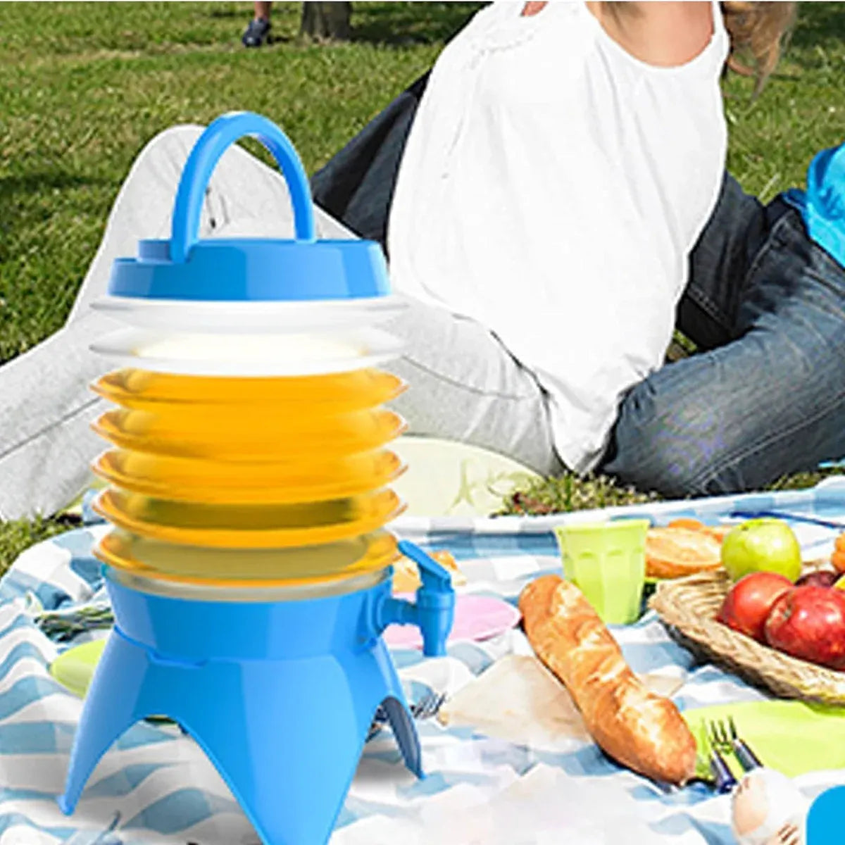 5.5L Outdoor Water Container Camping Folding Water Beer Juice Travel Bucket Use - Green