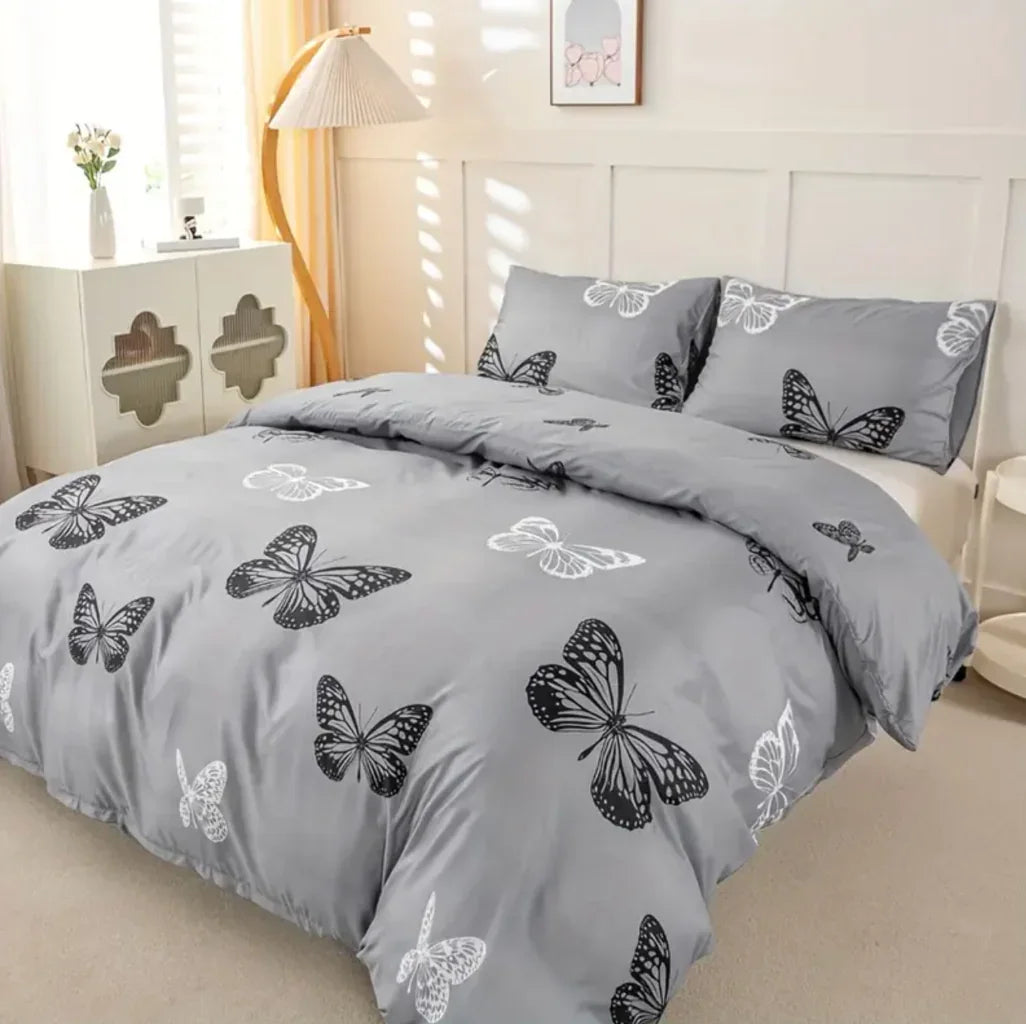 Mono Papilio Quilt Cover Set - (3pcs, Super King Size)