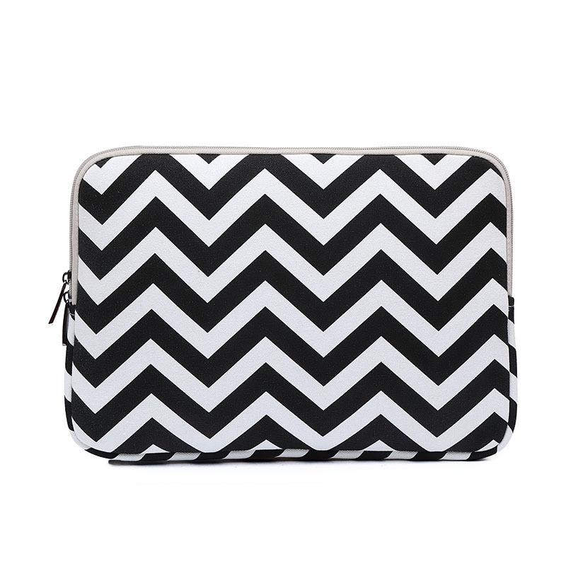 10 Wavy Pattern Notebook Liner Bag - Wavy Design - Black