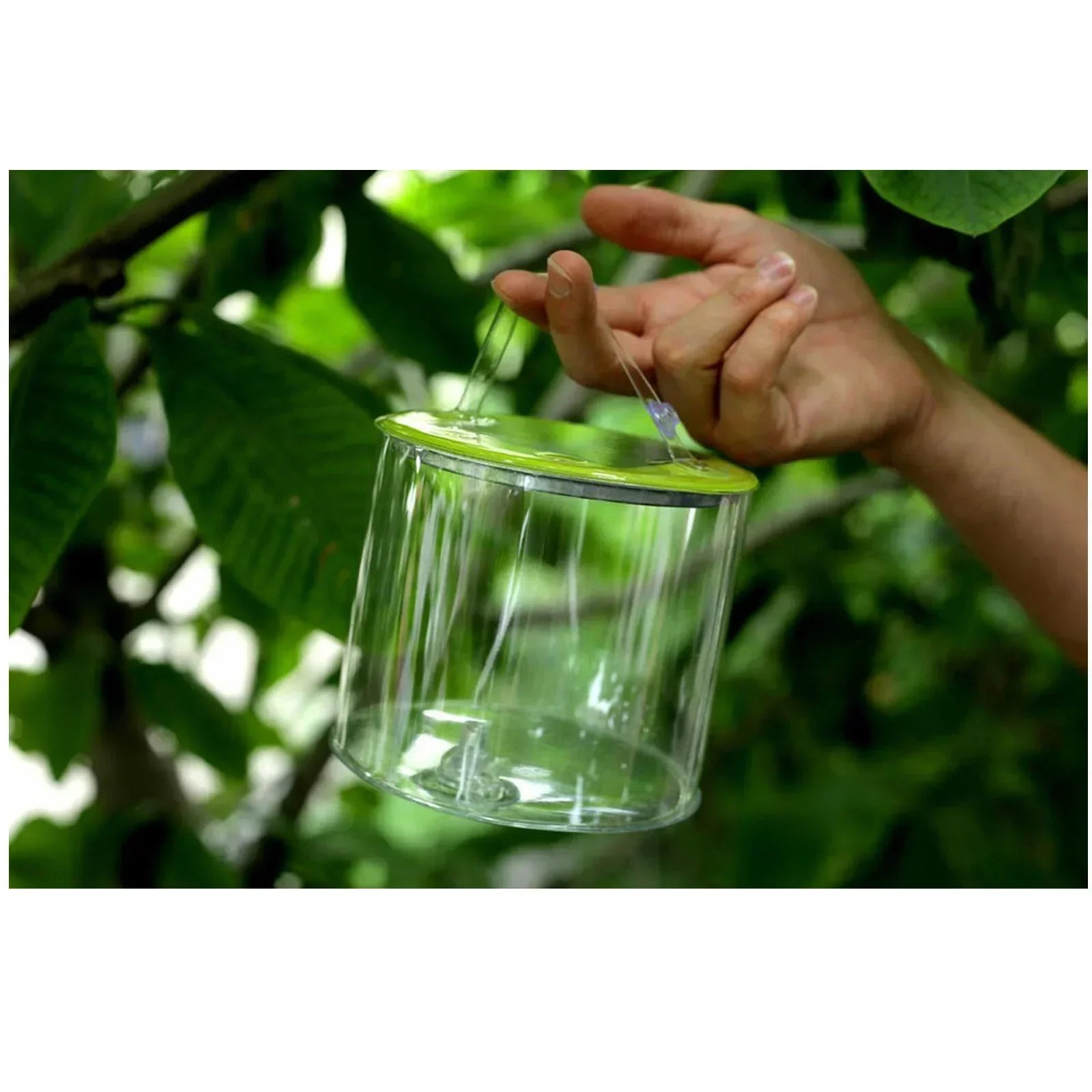 MPOWERD  Pro Series Pro Outdoor 2.0 Solar Light Lantern + USB Mobile Charging
