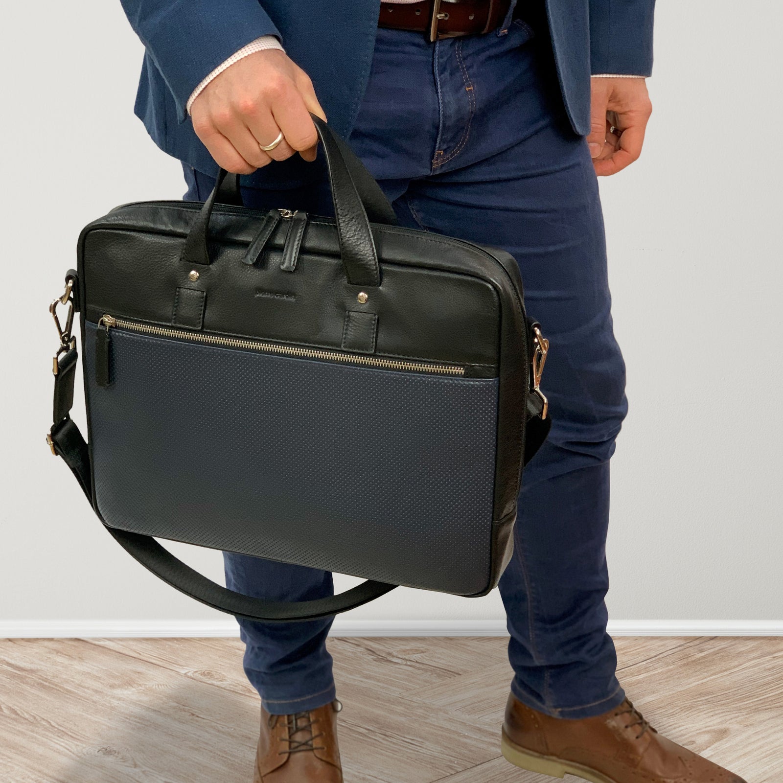 Pierre Cardin Mens Pebbled Leather 15