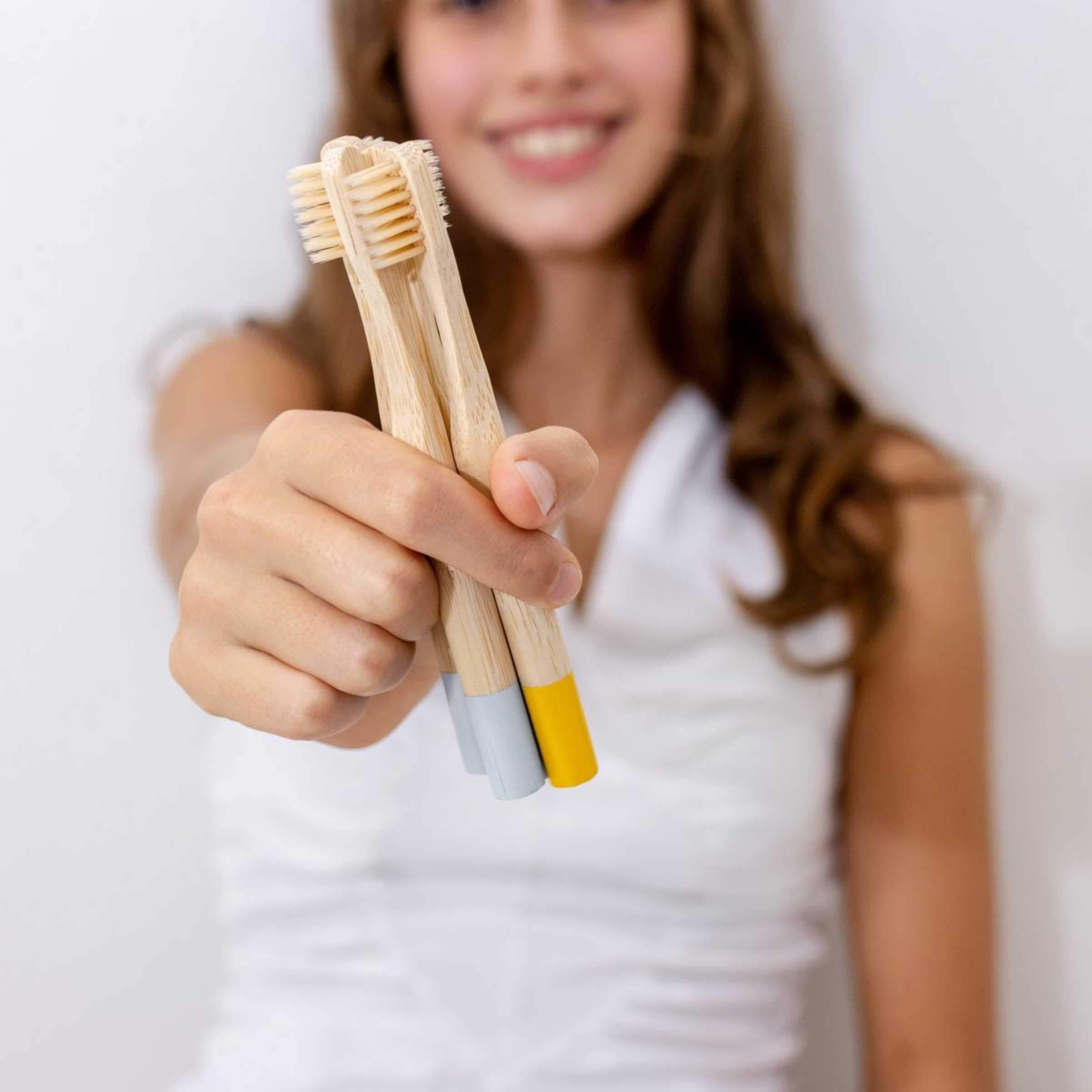 Kids Bamboo Toothbrush - Set of 2